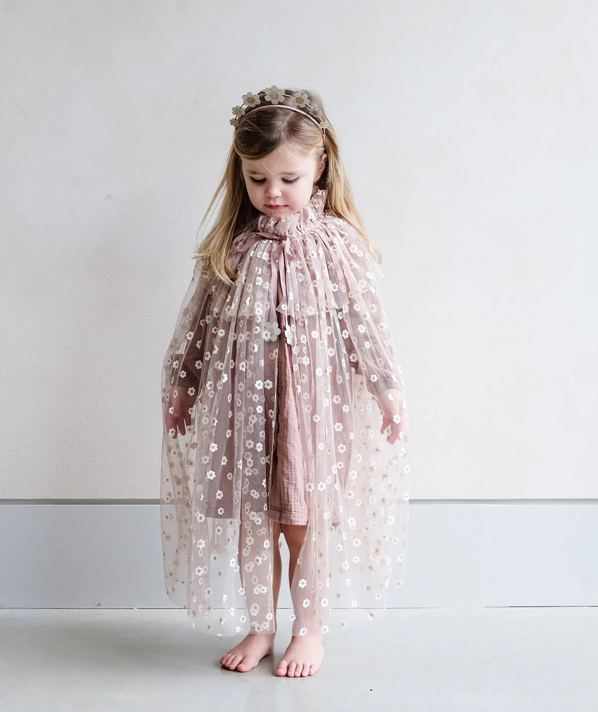 Mimi & Lula Daisy Cape Umhang mit Blumen